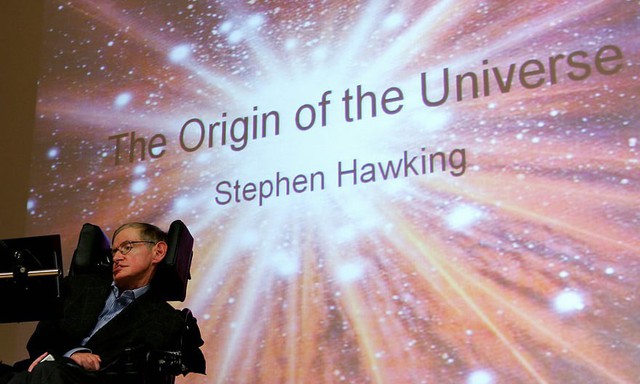 Nhìn lại cuộc đời kỳ diệu của Stephen Hawking, người ngồi xe lăn truyền cảm hứng cho cả thế giới - Ảnh 1.