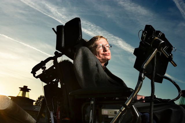 Nhìn lại cuộc đời kỳ diệu của Stephen Hawking, người ngồi xe lăn truyền cảm hứng cho cả thế giới - Ảnh 10.
