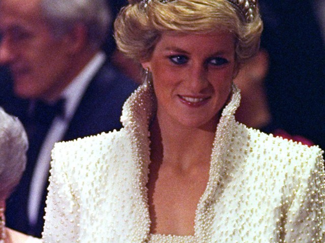 Meghan Markle có nhiều điểm chung với Công nương Diana: Đây là cách bạn gái Hoàng tử Harry thể hiện lòng kính trọng đối với “mẹ chồng” - Ảnh 16.