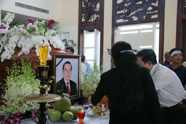 Hình ảnh công tác chuẩn bị lễ tang nguyên Thủ tướng Phan Văn Khải ở quê nhà - Ảnh 8.