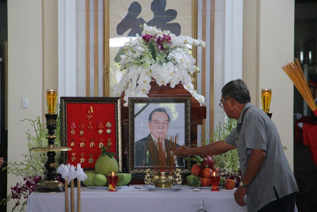 Hình ảnh công tác chuẩn bị lễ tang nguyên Thủ tướng Phan Văn Khải ở quê nhà - Ảnh 9.