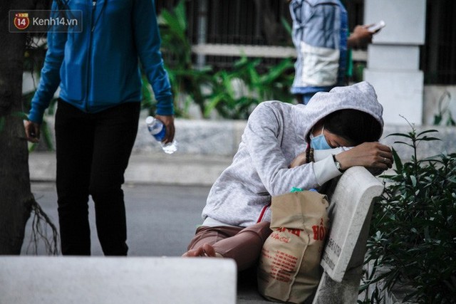 Nhìn lại toàn bộ diễn biến và những câu chuyện ám ảnh trong vụ cháy kinh hoàng ở chung cư Carina khiến 14 người thiệt mạng - Ảnh 17.