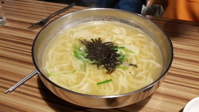 CNN công bố 10 điểm ăn ngon ở Hàn Quốc mà bất cứ du khách nào cũng không nên bỏ qua - Ảnh 11.