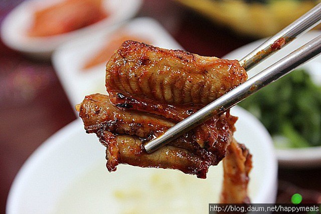 CNN công bố 10 điểm ăn ngon ở Hàn Quốc mà bất cứ du khách nào cũng không nên bỏ qua - Ảnh 18.