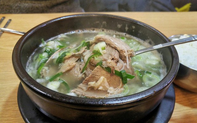 CNN công bố 10 điểm ăn ngon ở Hàn Quốc mà bất cứ du khách nào cũng không nên bỏ qua - Ảnh 25.