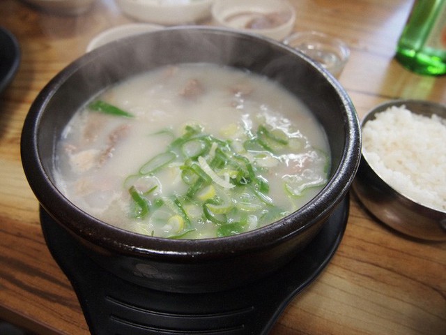 CNN công bố 10 điểm ăn ngon ở Hàn Quốc mà bất cứ du khách nào cũng không nên bỏ qua - Ảnh 28.