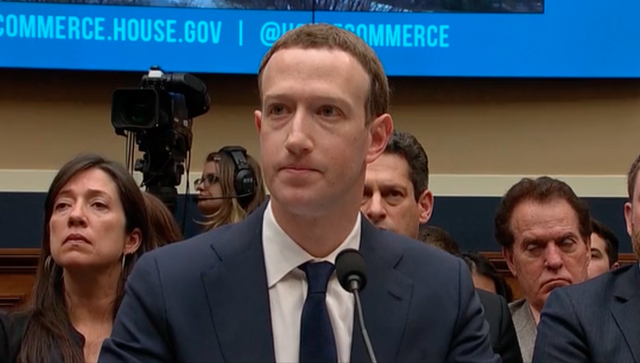 Đến cả dữ liệu cá nhân của Mark Zuckerberg cũng đã bị rò rỉ trong vụ Cambridge Analytica - Ảnh 1.