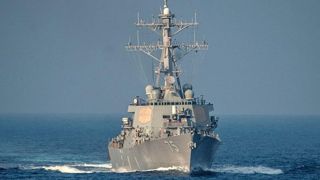 2 tàu chiến Mỹ im ắng bất thường khi Tomahawk giội xuống Syria: Cái bẫy cao tay? - Ảnh 2.