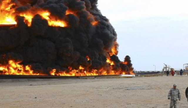 Đường ống dẫn dầu của Libya lại bị tấn công - Ảnh 1.