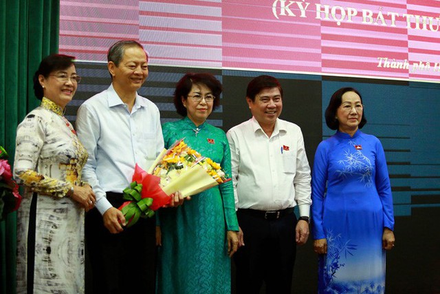  Miễn nhiệm chức danh Phó chủ tịch TP HCM đối với ông Lê Văn Khoa - Ảnh 2.