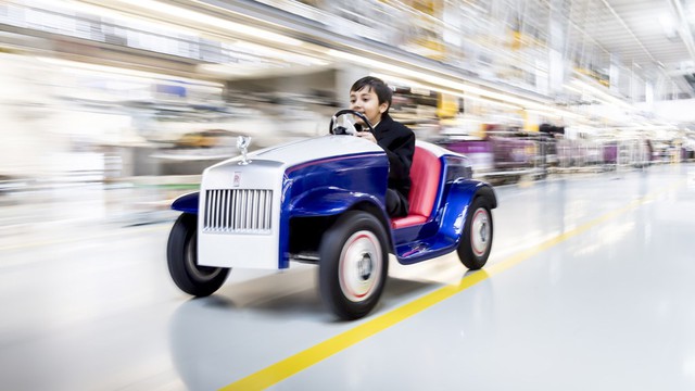 Đằng sau siêu xe tí hon Rolls-Royce là câu chuyện bất ngờ và đầy ý nghĩa  - Ảnh 2.