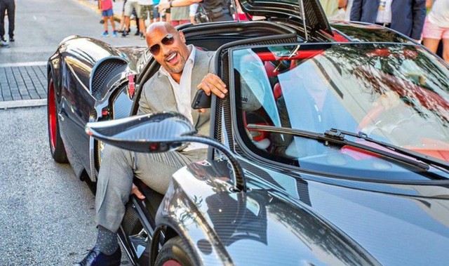 Giant Dwayne Johnson: Stays in a million-dollar home, drives a huge supercar, and has the fastest plane in the world - Photo 8.