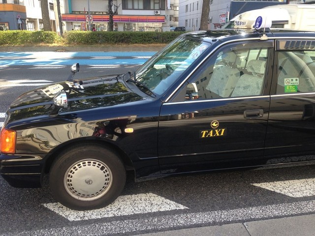 Ngoài mức cước đắt đỏ bậc nhất thế giới, văn hóa taxi tại Nhật Bản còn là ẩn số với rất nhiều người - Ảnh 2.