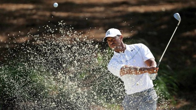 Dustin Johnson dẫn đầu, Tiger Woods và McIlroy khởi đầu chậm chạp trong ngày mở màn The Players Championship - Ảnh 2.