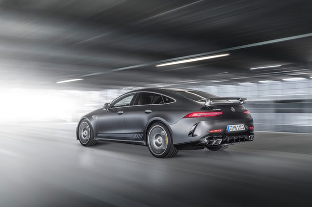 Chiêm ngưỡng Mercedes AMG GT Coupe 4 cửa thuộc dòng xe đẹp nhất thị trường, không chỉ sang trọng mà còn mạnh mẽ đúng chất siêu xe - Ảnh 2.