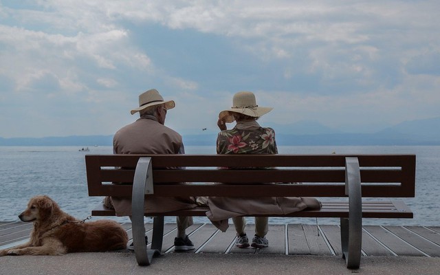 Hãy quên việc kiếm tiền quần quật đi, đây là những việc làm khiến cuộc đời bạn có ý nghĩa hơn