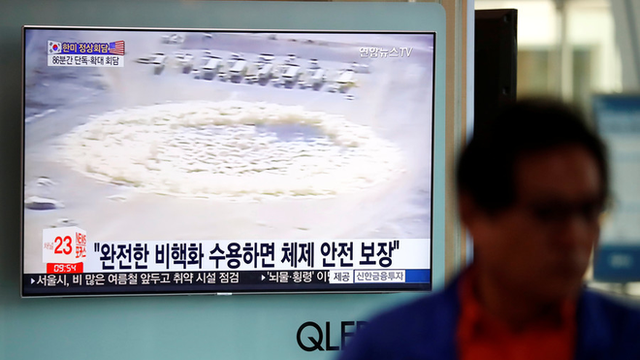  NÓNG: Nổ lớn khi Triều Tiên bắt đầu tháo dỡ bãi thử hạt nhân Punggye-ri - Ảnh 1.