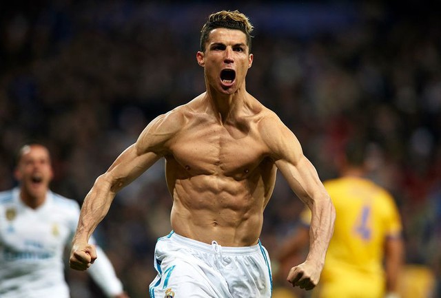 Đối xử với cơ thể như chiếc Ferrari, Cristiano Ronaldo sở hữu thân hình vạn người mê như chạm khắc từ đá cẩm thạch  - Ảnh 1.