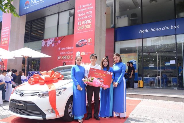 Ngân hàng Quốc Dân trao Toyota Vios cho khách trúng thưởng chương trình Năm mới an khang – Xe sang chờ đón - Ảnh 1.