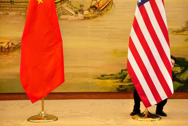 Mỹ công bố mức thuế nhập khẩu 25% đối với các sản phẩm công nghệ Trung Quốc - Ảnh 1.