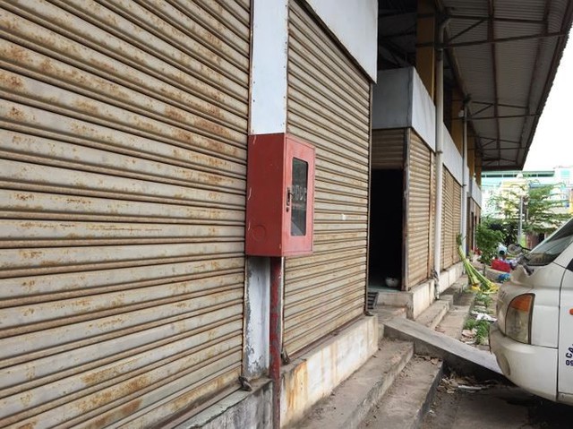 Chợ tiền tỷ bỏ hoang 14 năm ở Sài Gòn - Ảnh 4.