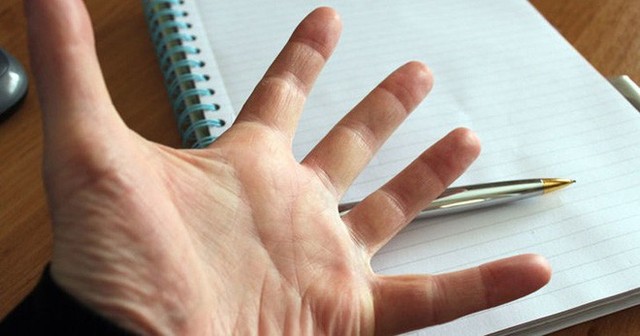  Có vẻ khoa học đã tìm ra lý do vì sao bạn thuận tay trái, và nguyên nhân thực ra không ai ngờ đến - Ảnh 1.