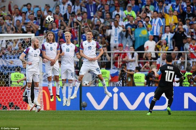 Trước những chiến binh Viking, Messi cúi mặt hát bài Đừng khóc cho tôi, Argentina - Ảnh 26.