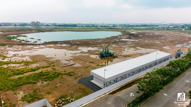 Ngổn ngang dự án khu đô thị 2 tỷ USD ven bờ sông đẹp nhất Sài Gòn sau gần 10 năm đầu tư - Ảnh 5.