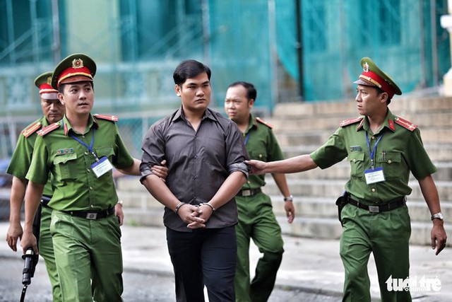 Nhóm khủng bố sân bay Tân Sơn Nhất lại hầu tòa - Ảnh 3.