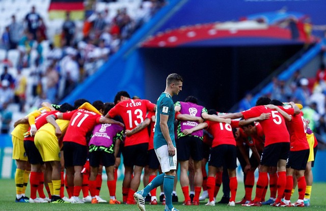 15 bức ảnh biểu tượng của một World Cup 2018 đầy cảm xúc - Ảnh 6.