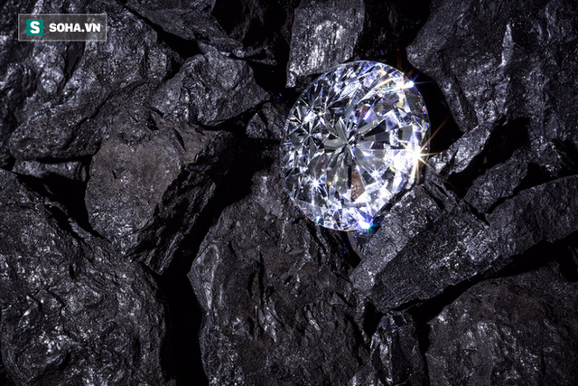  Có thể 1 triệu tỷ tấn kim cương đang ẩn dưới bề mặt Trái Đất: Giới khoa học bất ngờ! - Ảnh 1.