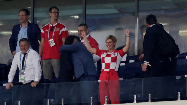 Nữ Tổng thống Croatia gây bất ngờ khi đạt con số vượt xa tiền vệ Modric - Ảnh 1.