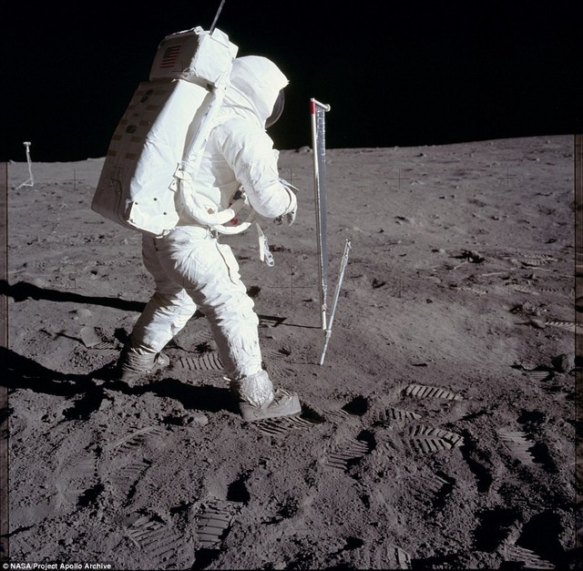 Những hình ảnh chưa từng được công bố trong sứ mệnh Mặt Trăng Apolo 11: Mốc son lịch sử chói lọi của nhân loại - Ảnh 19.