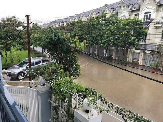 ‘Làng biệt thự triệu đô Hà Nội ngập lụt vì bị bỏ rơi? - Ảnh 3.