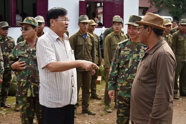 Tường thuật từ nơi vỡ đập thủy điện Lào: Chỉ còn cách dùng trực thăng, ca-nô để cứu người - Ảnh 6.