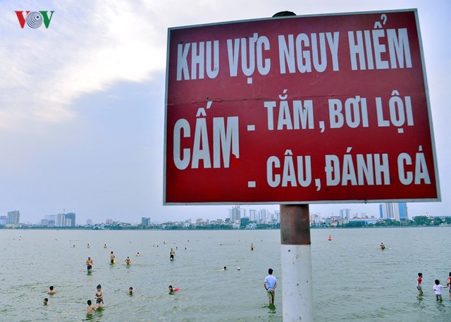 Lạ lùng người Hà Nội, càng cấm càng làm - Ảnh 10.