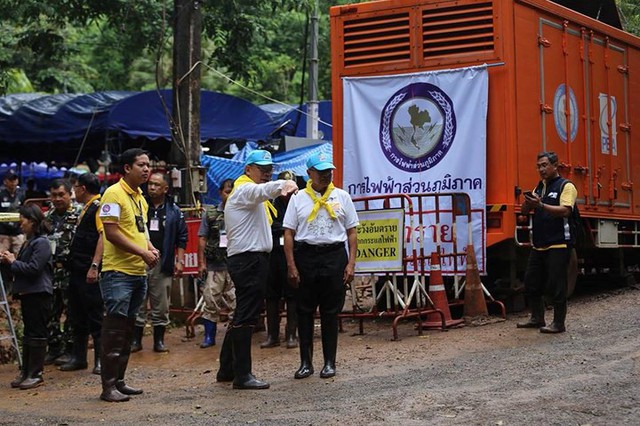 Những hình ảnh từ hiện trường ngày đầu cứu hộ đội bóng Thái Lan - Ảnh 12.