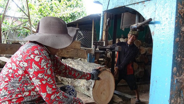 “Đột nhập” làng nghề làm thớt gỗ trứ danh ở miền Tây - Ảnh 10.