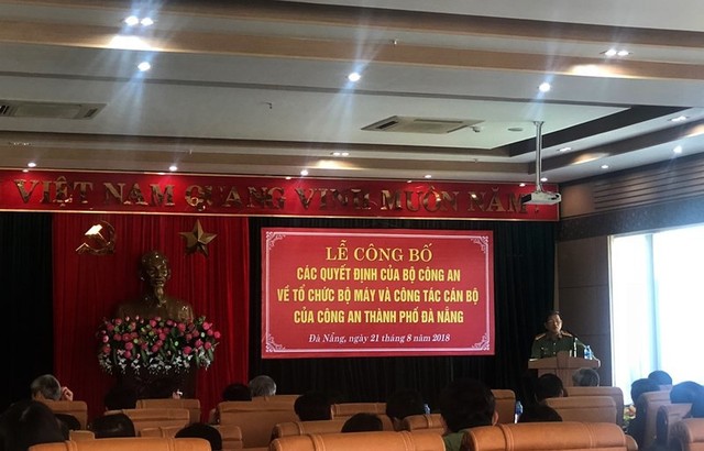 10 lãnh đạo công an cấp phòng ở Đà Nẵng xin nghỉ hưu sớm - Ảnh 1.
