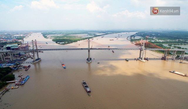 Ảnh: Cây cầu dây văng hơn 7.000 tỷ nối Hạ Long - Hải Phòng trước ngày thông xe - Ảnh 1.