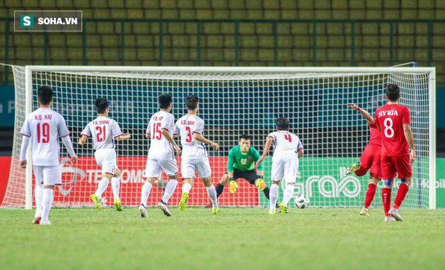  Phục binh 108 phút, đòn vu hồi của Văn Toàn rốt cuộc cũng đâm U23 Syria ngã ngựa - Ảnh 1.