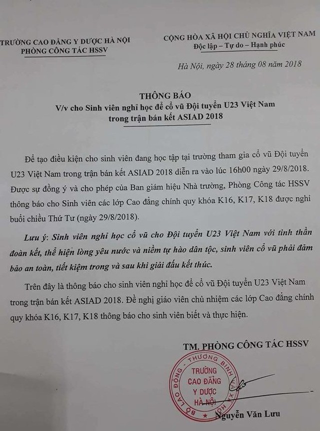  Nhiều công ty, trường học cho nghỉ để cổ vũ trận U23 Việt Nam gặp U23 Hàn Quốc - Ảnh 2.