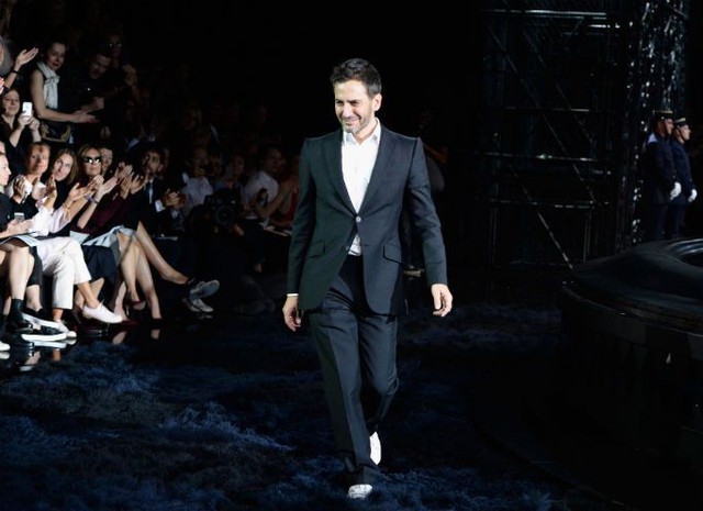 Marc Jacobs: Một tượng đài đang sụp đổ? - Ảnh 2.