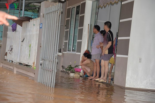 Cập nhật hình ảnh mới nhất về mưa lũ tại huyện Mai Sơn, tỉnh Sơn La - Ảnh 5.
