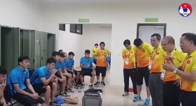 HLV Park Hang Seo và những khoảnh khắc xúc động với bóng đá Việt Nam - Ảnh 8.