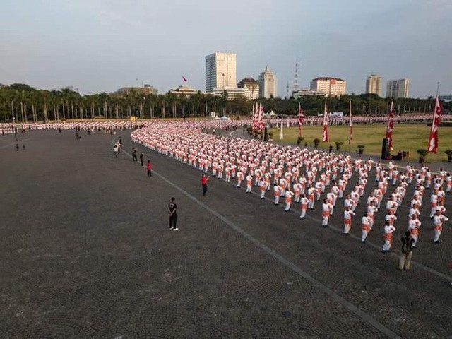  Indonesia thiết lập kỷ lục guiness khi tổ chức khai mạc Asiad - Ảnh 2.