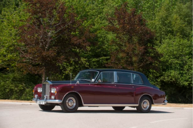 Hoàng gia Anh rao bán bộ sưu tập siêu xe Rolls-Royce đắt giá - Ảnh 6.