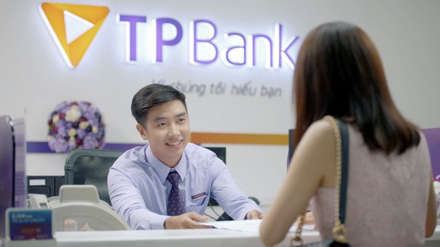 TPBank tung “bão quà tặng” cho khách hàng đến giao dịch - Ảnh 1.