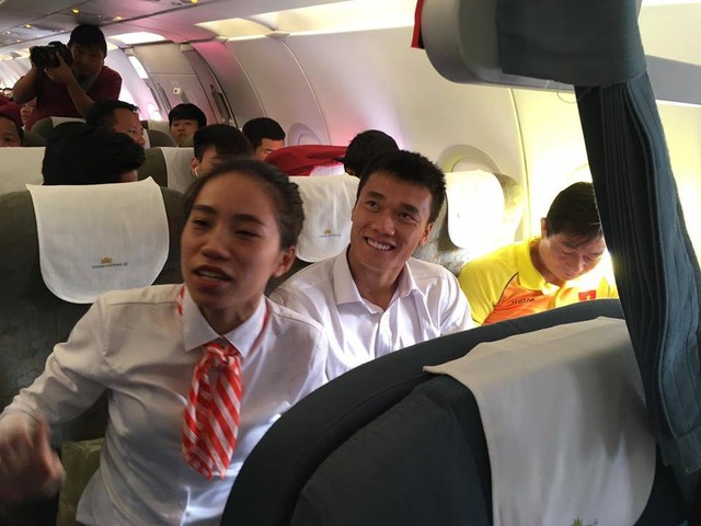 Chuyến bay đặc biệt của Vietnam Airlines đón đội tuyển Olympic về nước đúng ngày Quốc khánh - Ảnh 2.