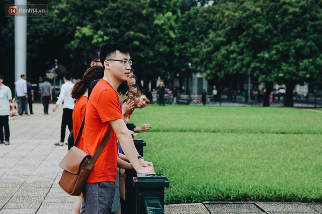 Xúc động lễ chào cờ thiêng liêng nhất trong năm tại Quảng trường Ba Đình lịch sử - Ảnh 17.